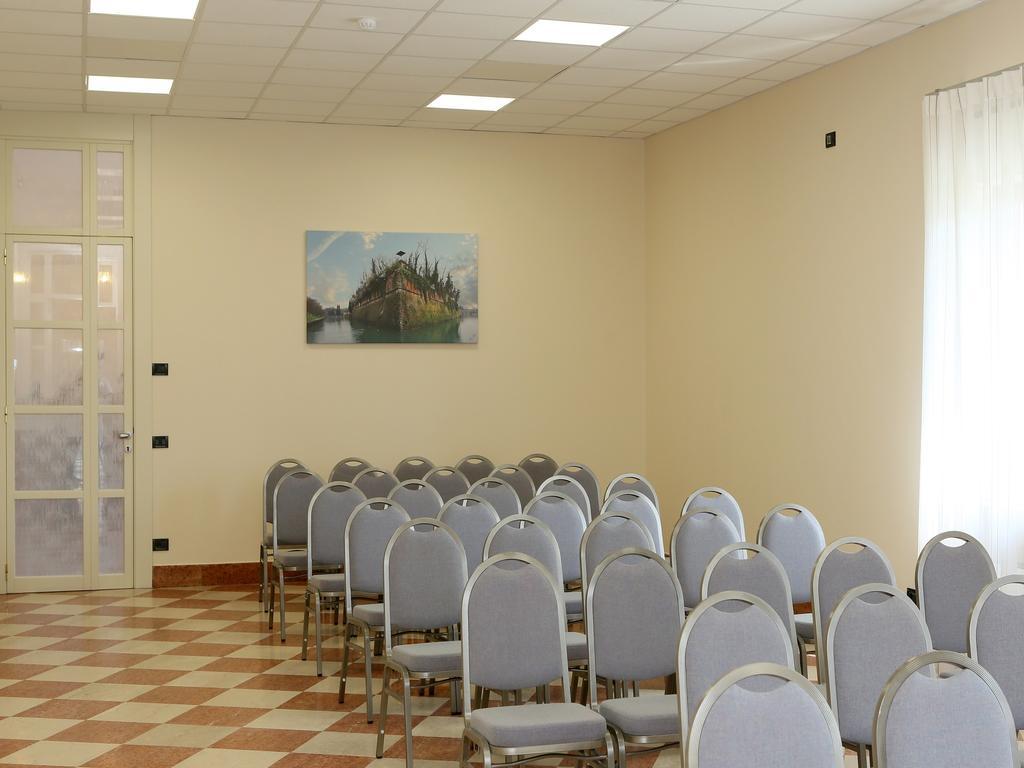 Veronello Hotel